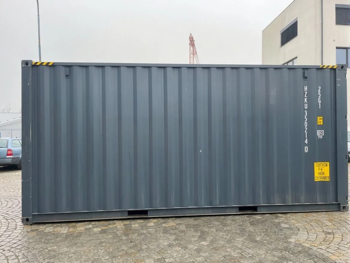 20HC container front 3/4