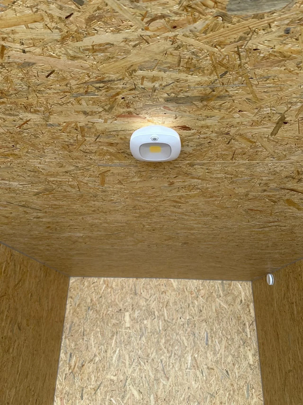 20 fods isoleret container antracitgrå loftsbelysning LED