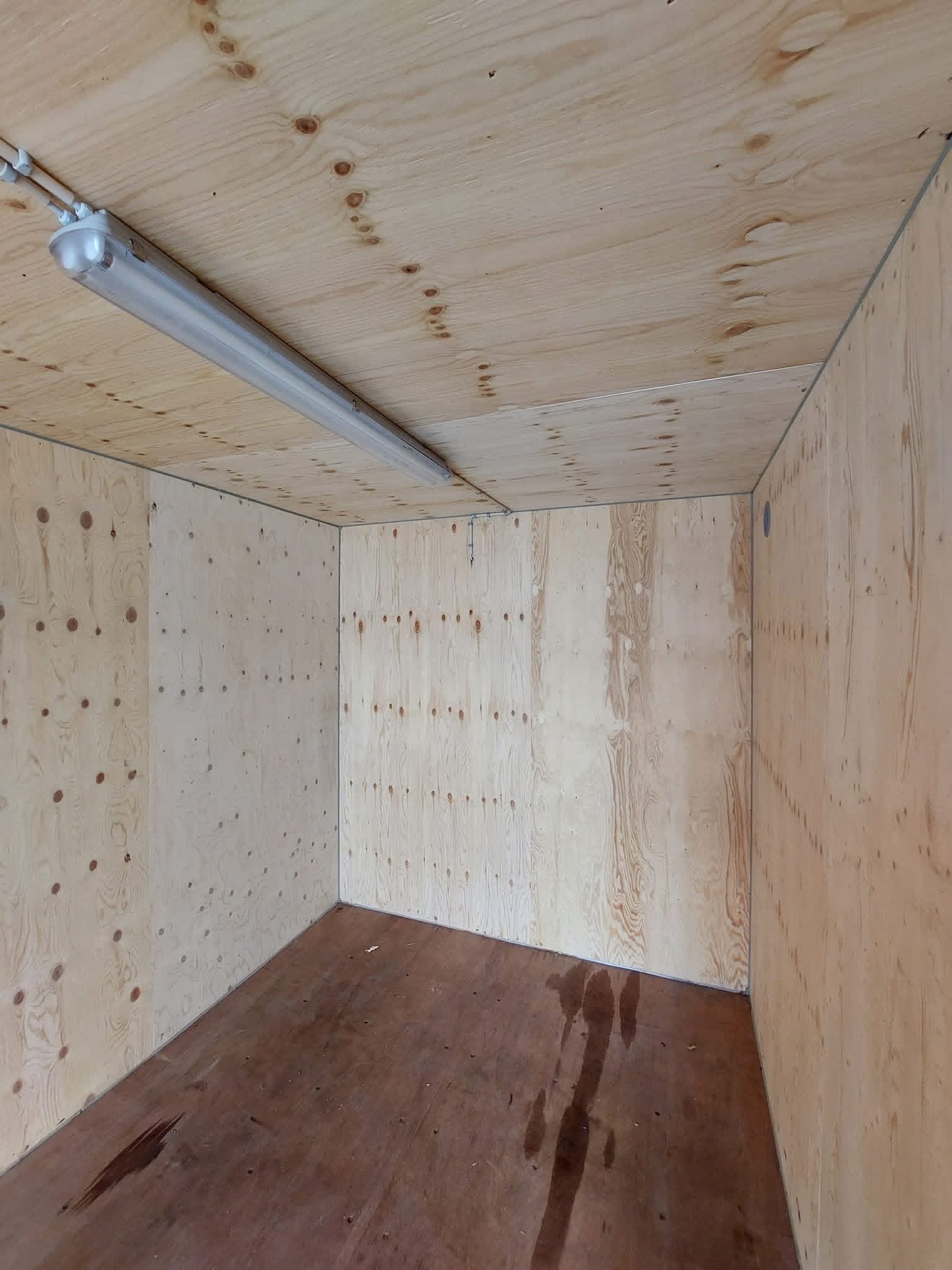 20 fods blå isoleret container loftbelysning
