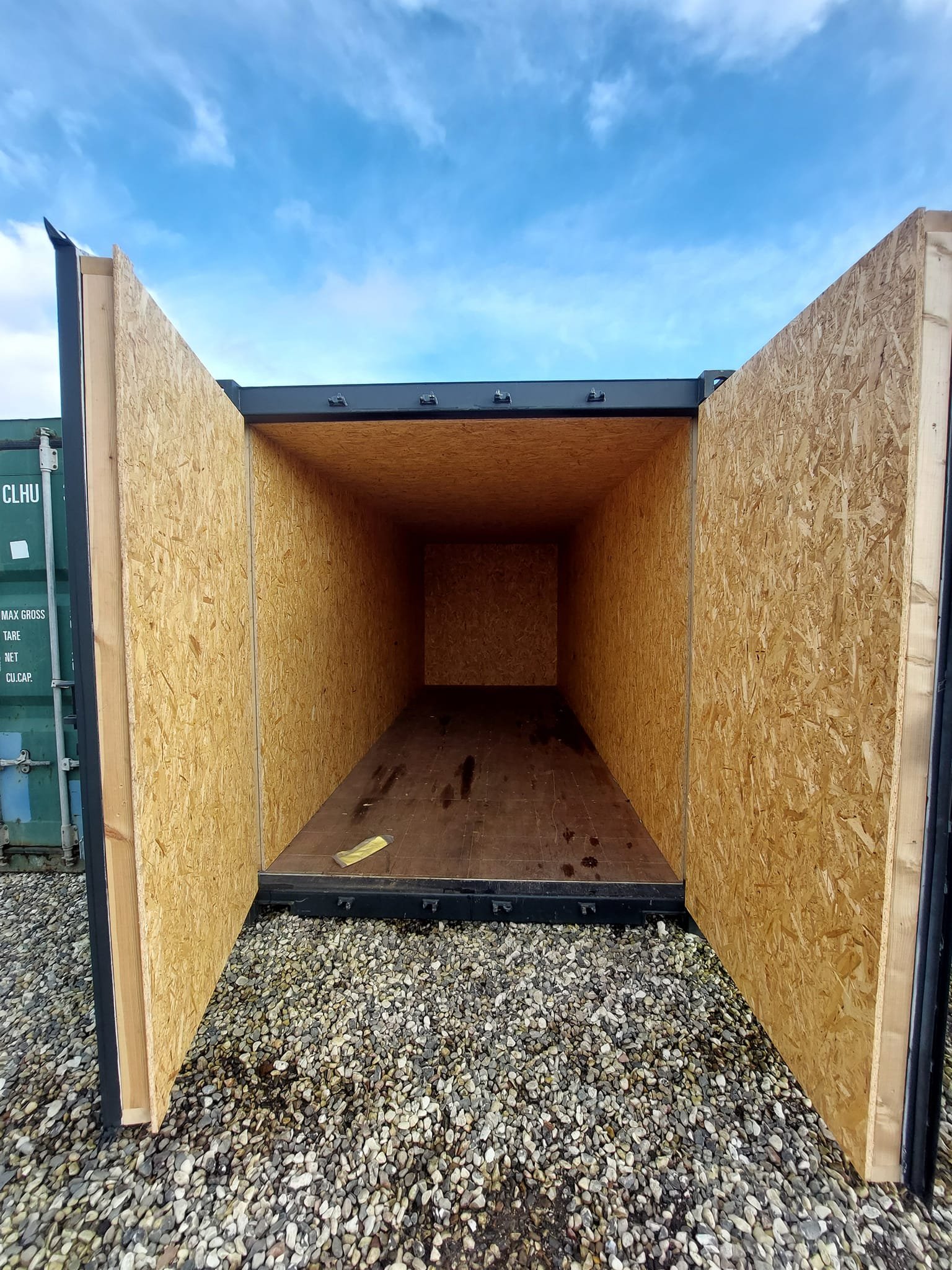 Ny sort 20 fods isoleret container porte ouverte OSB