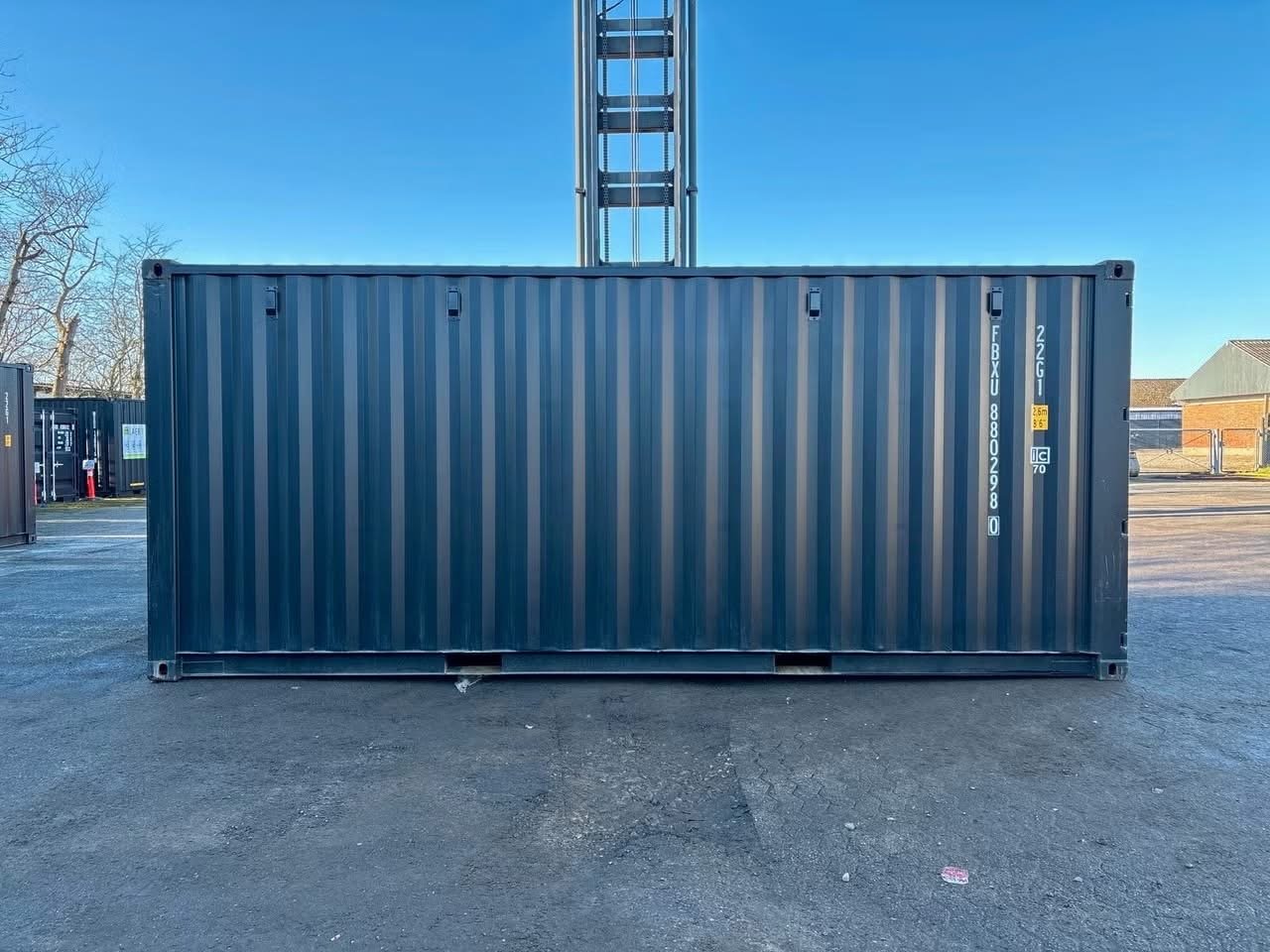 20 fods container stålgaragedør side