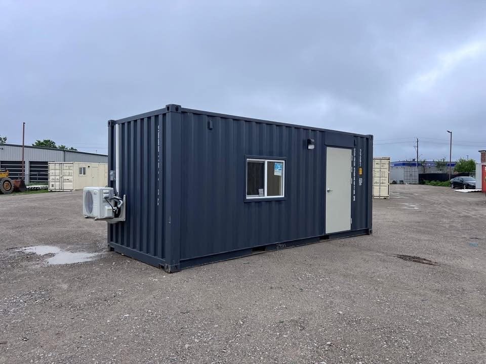 20 fods mørkegrå kontorcontainer klimaanlæg latérale