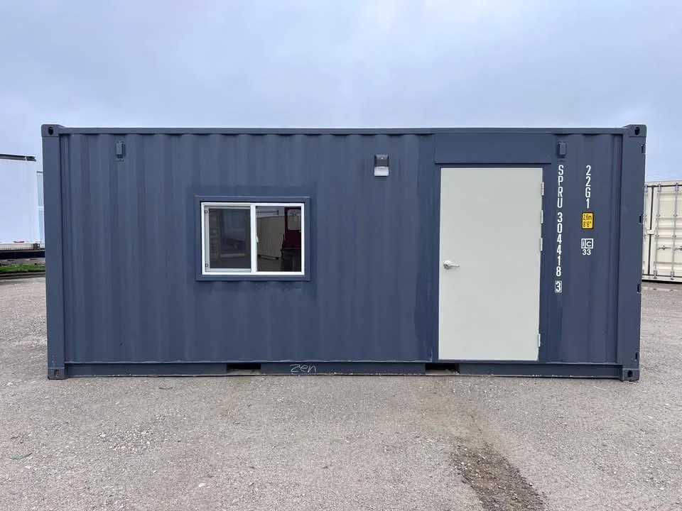 20 fods mørkegrå kontorcontainer facade vindue