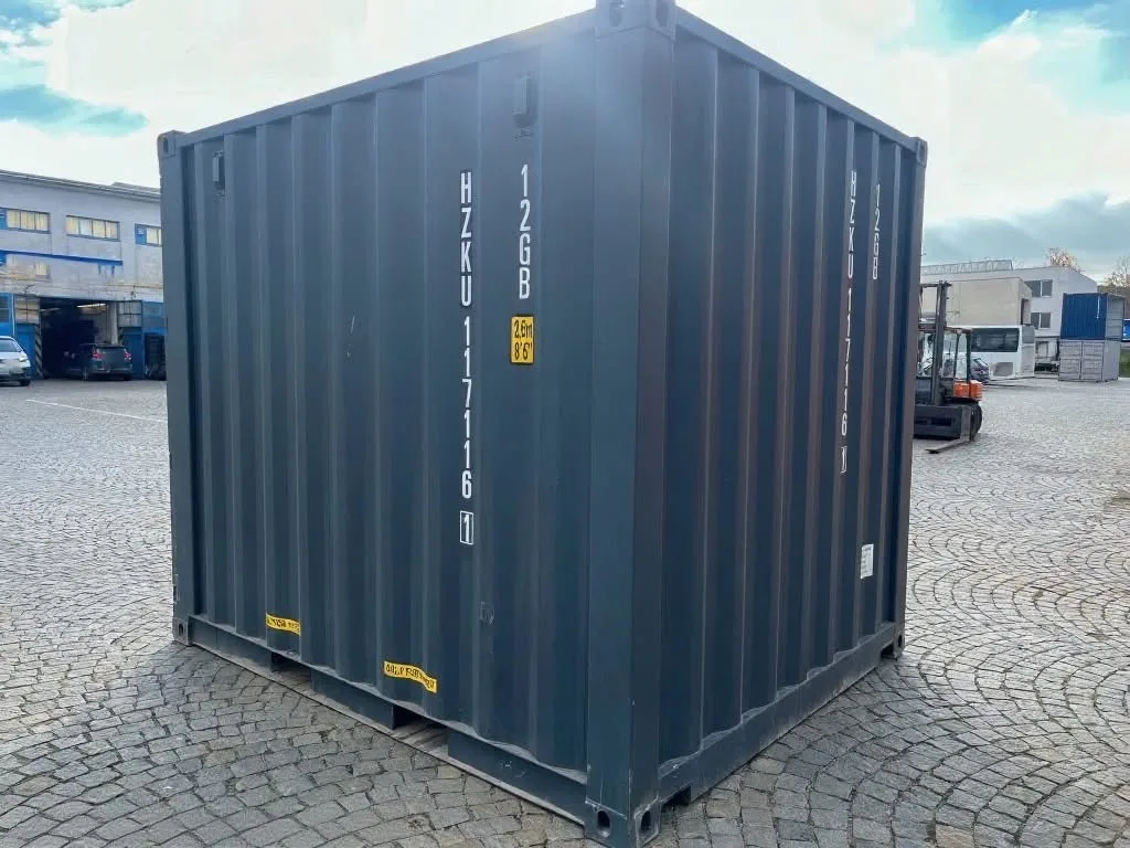 10 fods container facade